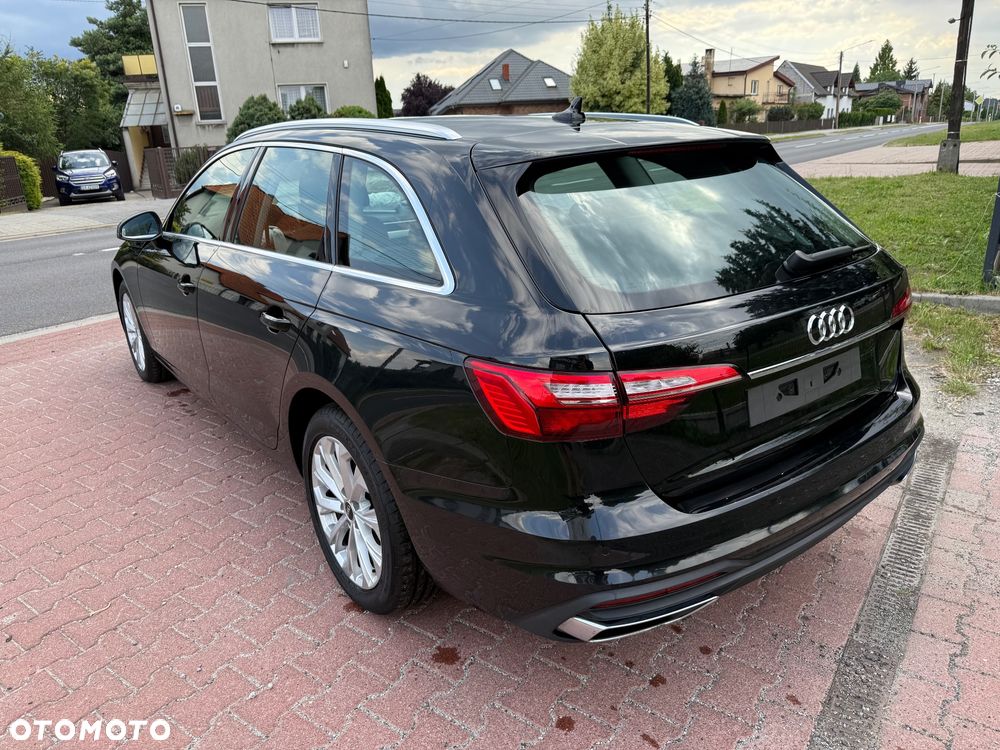 Audi A4 Avant 30 TDI mHEV Advanced S tronic - 4