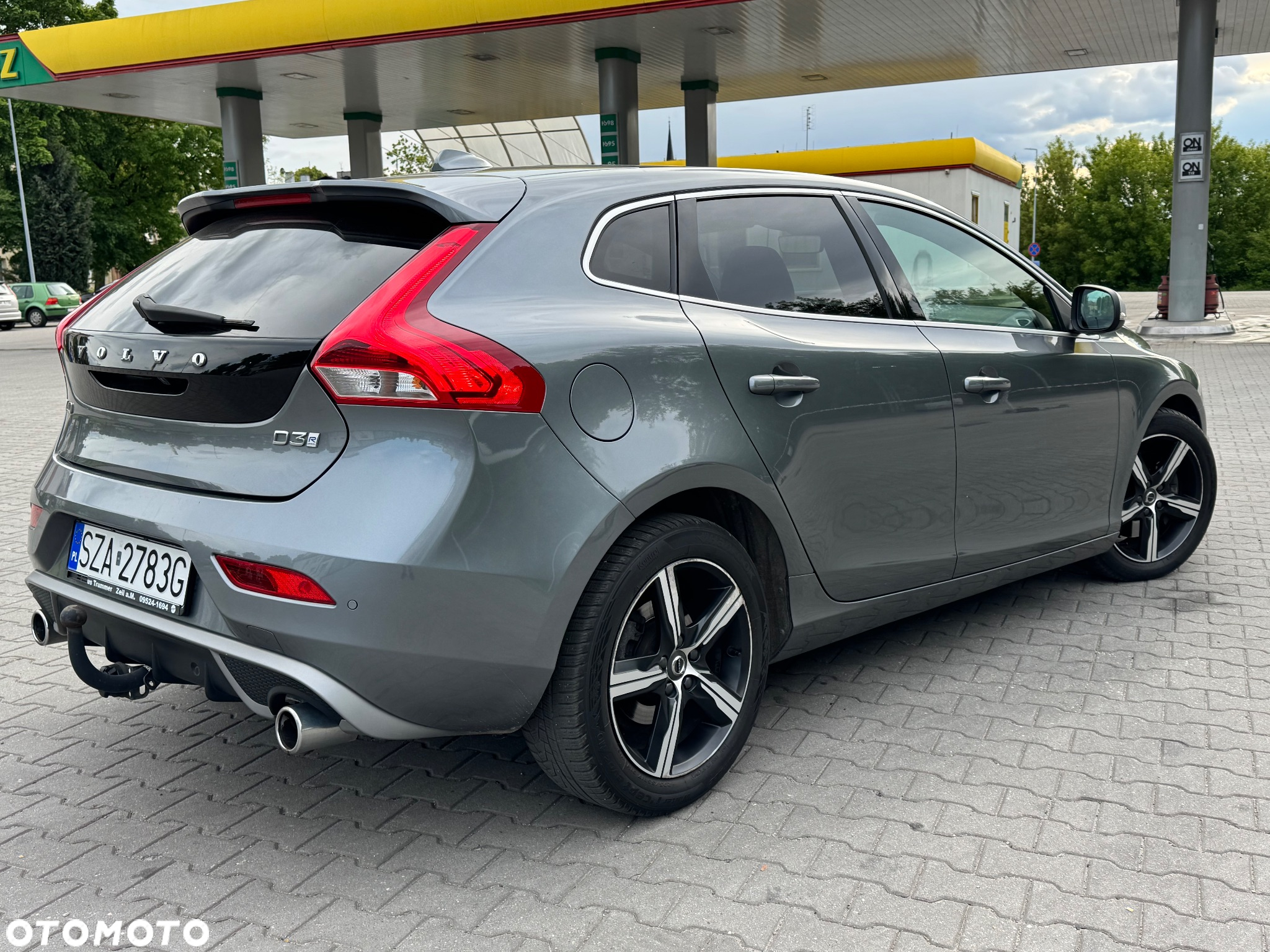 Volvo V40 D3 Geartronic RDesign - 4