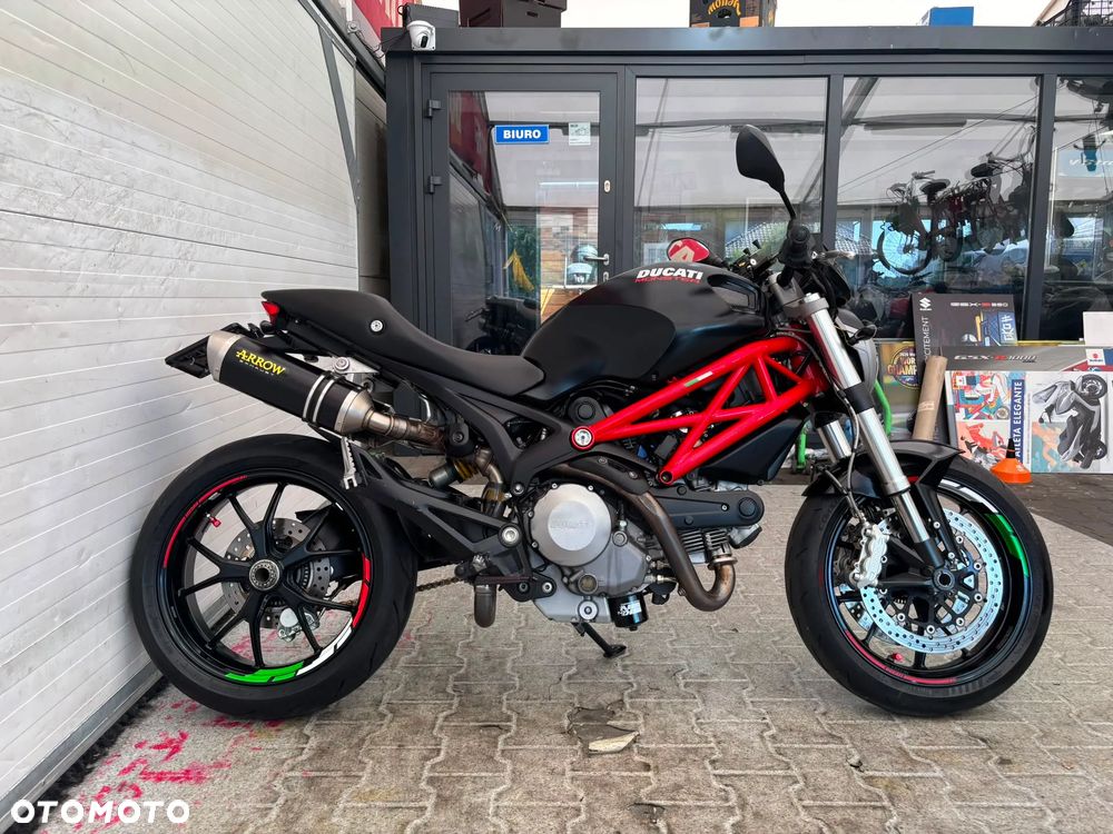 Ducati Monster - 14