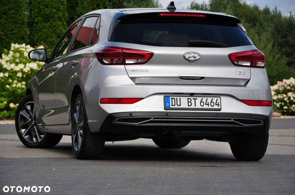 Hyundai i30 1.6 CRDI DCT Select - 23