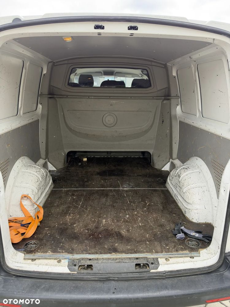 Volkswagen Transporter 2017 photo 4