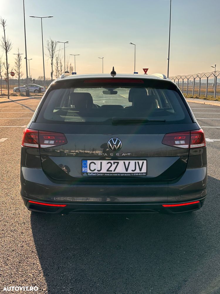 Volkswagen Passat 2.0 TDI SCR DSG - 12