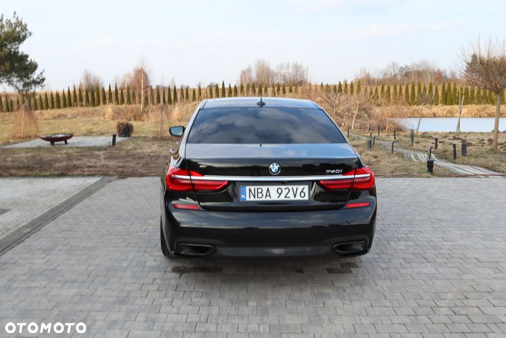 BMW Seria 7 740Li - 7