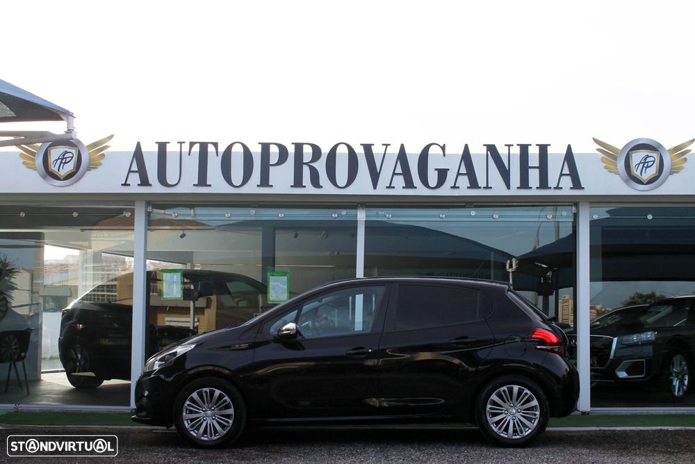 Peugeot 208 1.2 PureTech Signature - 46