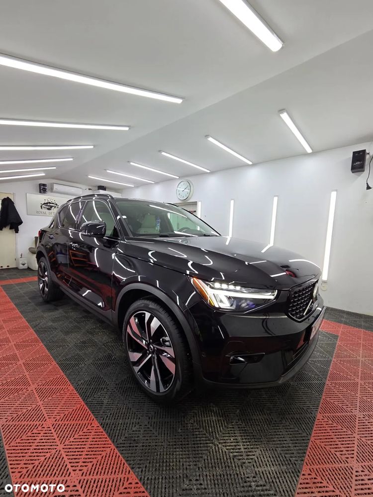 Volvo XC 40 - 1