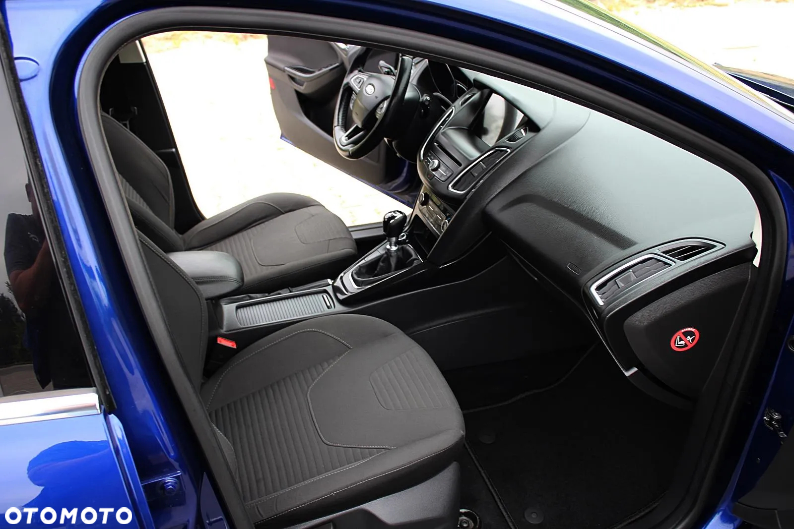 Ford Focus 1.5 EcoBlue Start-Stopp-System TITANIUM - 13