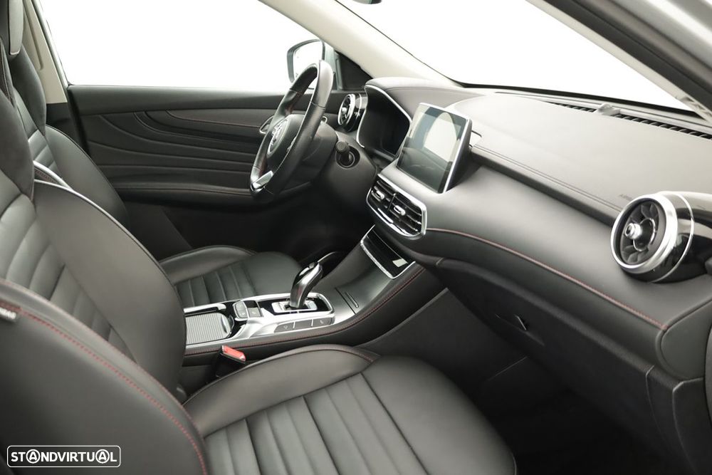 MG EHS 1.5 T-GDI Plug-in Hybrid Luxury - 24