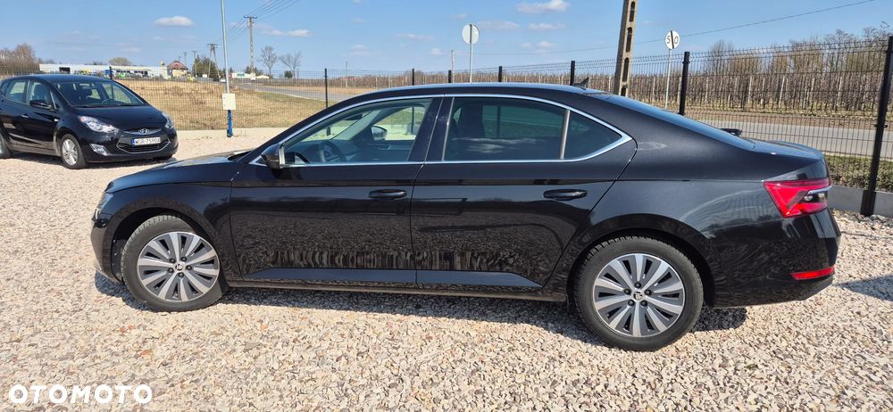Skoda Superb 2.0 TSI Sportline DSG - 9