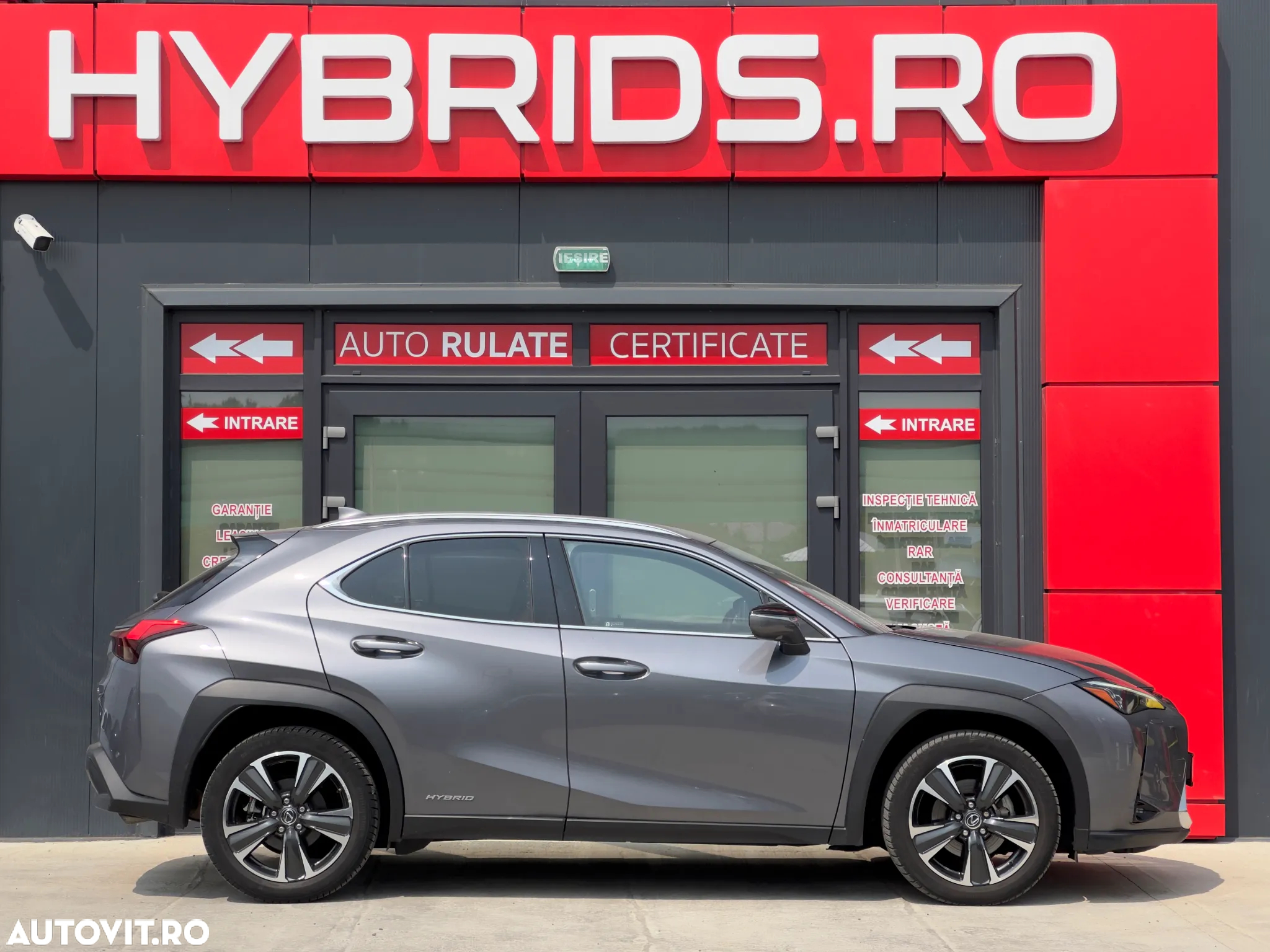 Lexus UX 250h 2.0L HEV 20H- (178 HP) 4X4 CVT Luxury - 9