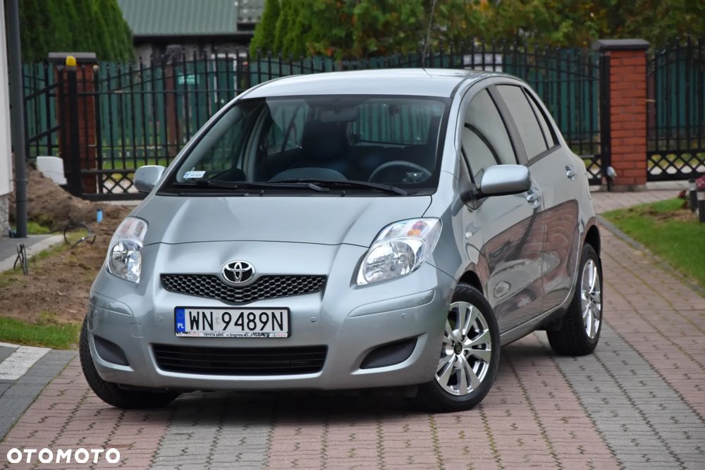 Toyota Yaris 2011 photo 5