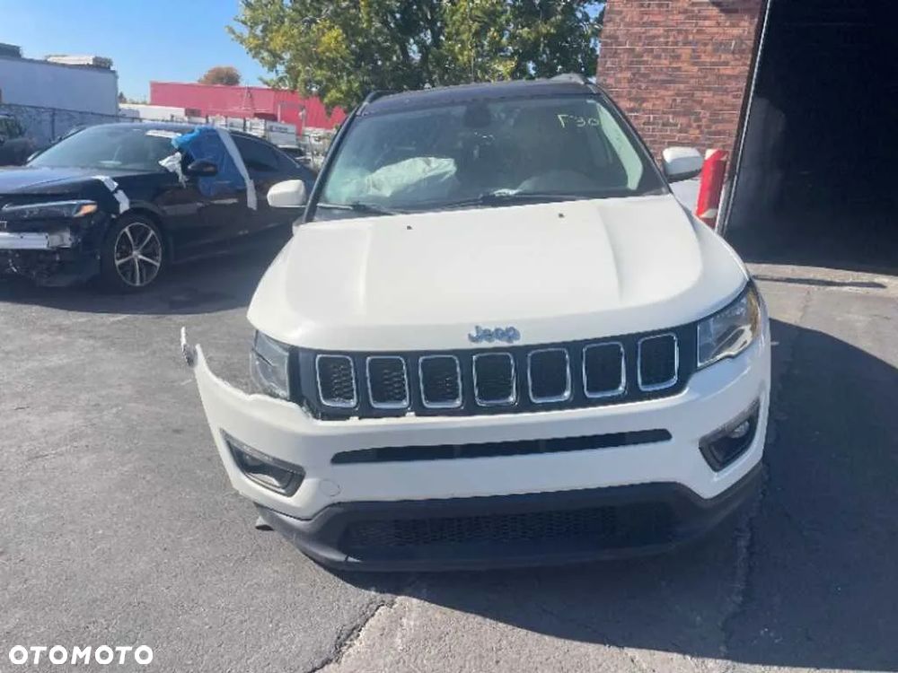 Jeep Compass - 3