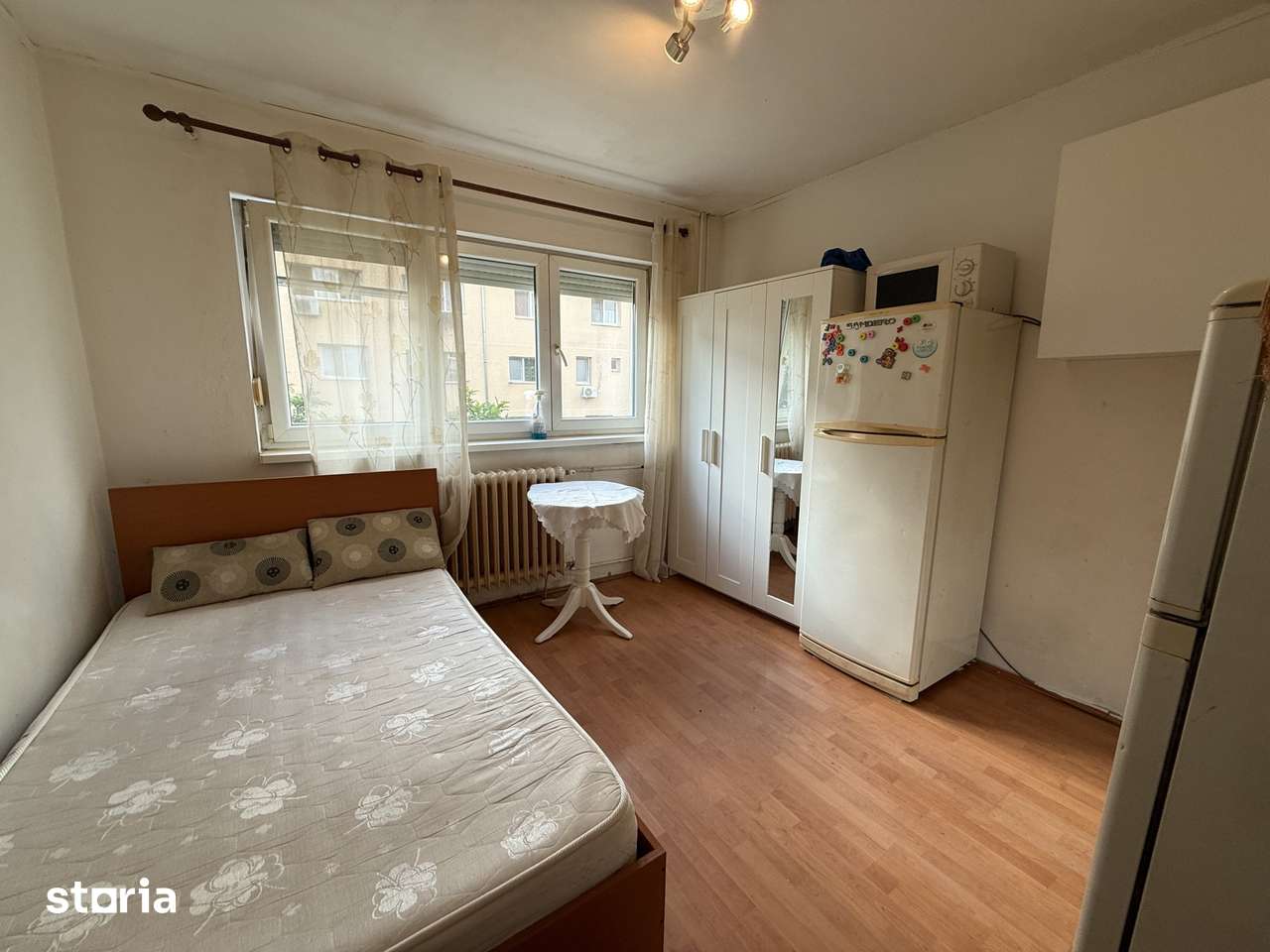 Apartament cu o camera, 16 mp utili, etajul 3, mobilat - Buziasului — fotografia 3