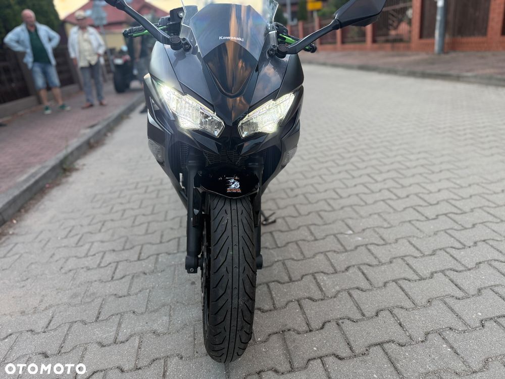 Kawasaki Ninja - 33