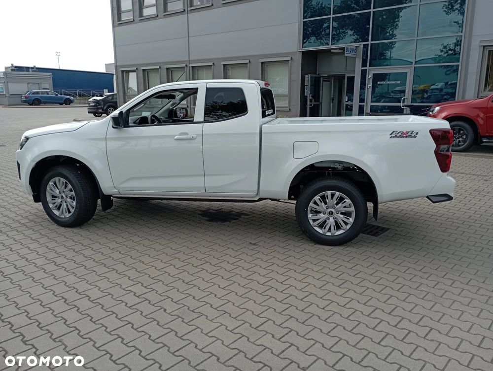 Isuzu D-Max 1.9 EC LS - 9