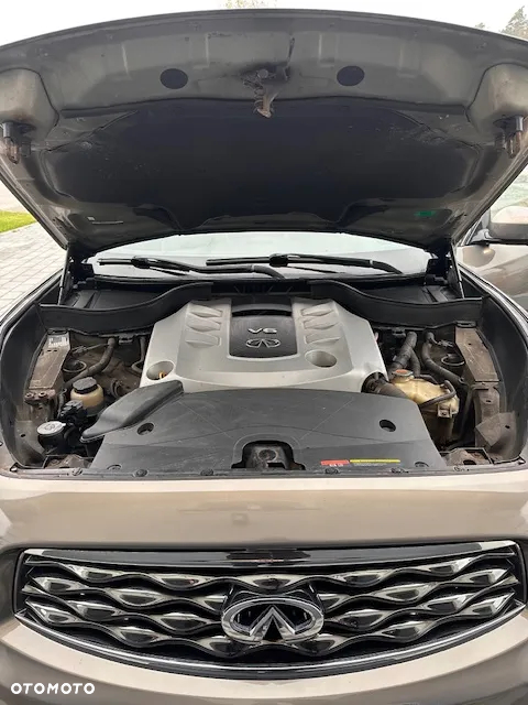 Infiniti FX - 18