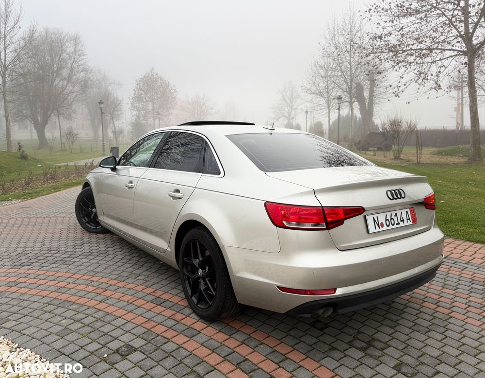 Audi A4 Avant 2.0 TDI ultra S tronic - 5