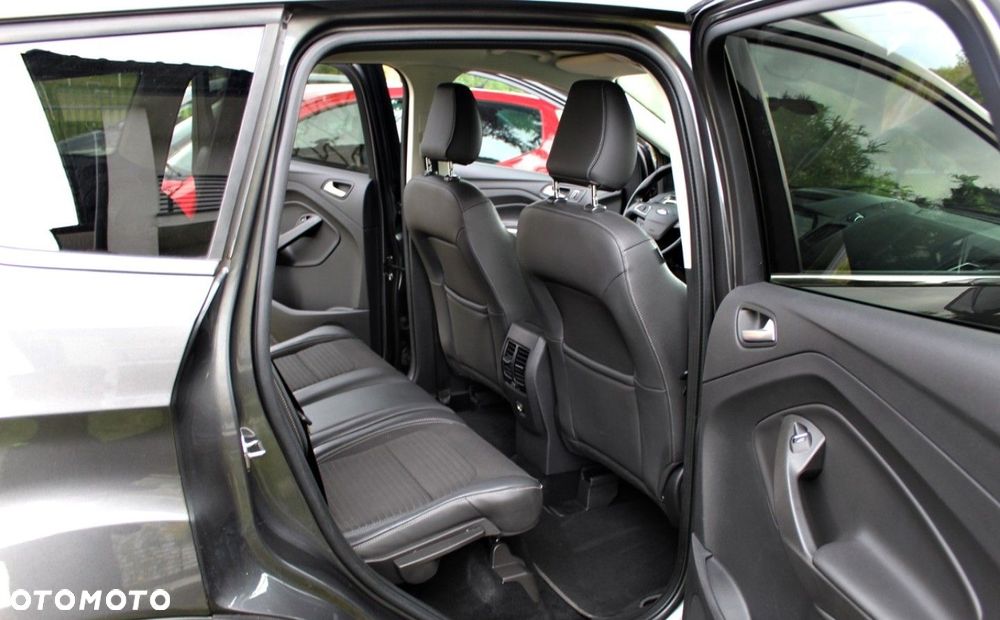 Ford Kuga - 14