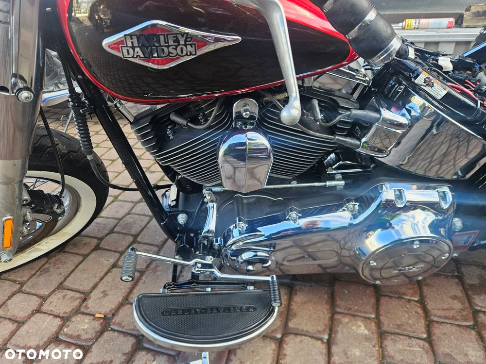 Harley-Davidson Softail Heritage Classic - 25