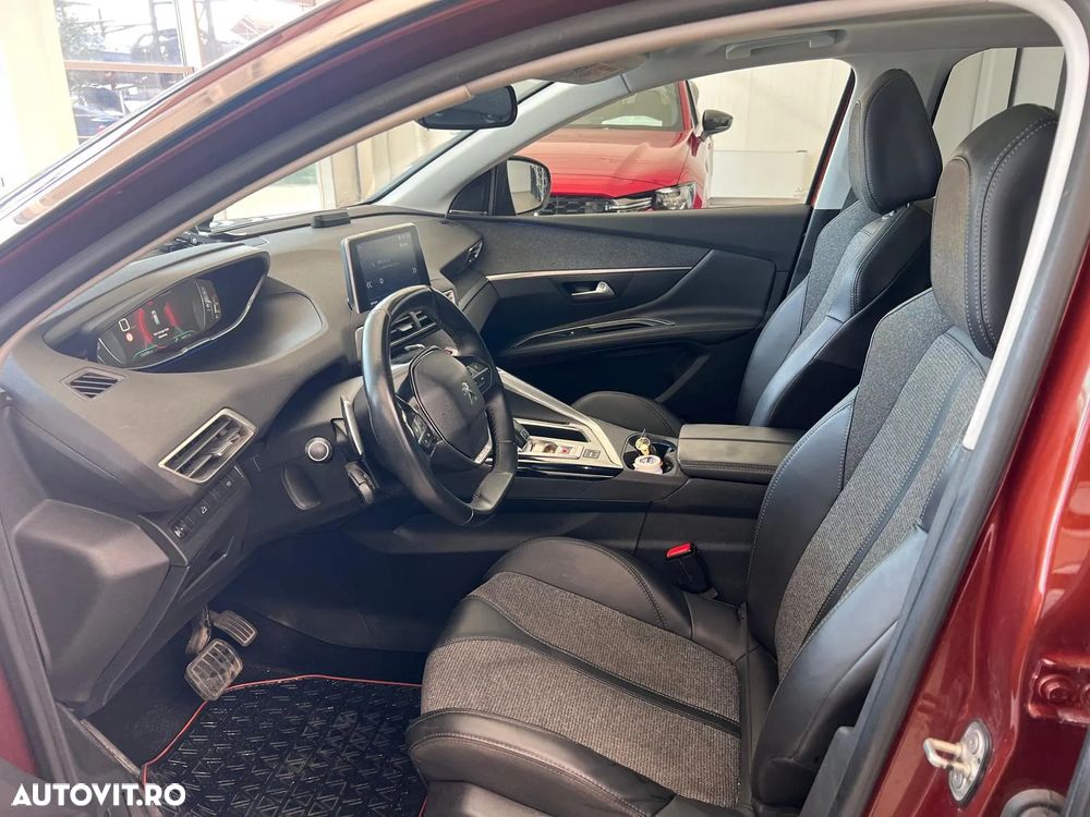 Peugeot 3008 1.6 PureTech Turbo S&S EAT8 Allure - 9