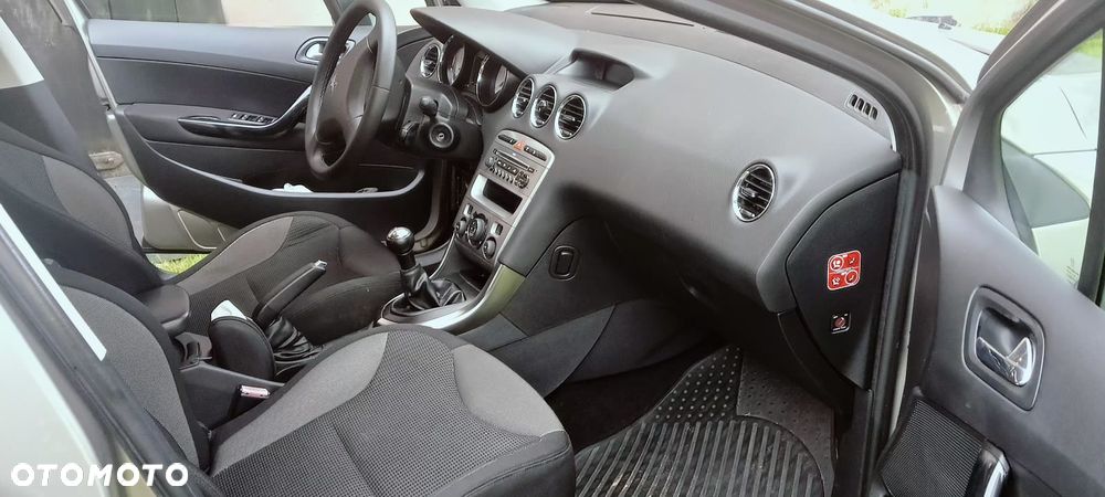 Peugeot 308 - 6