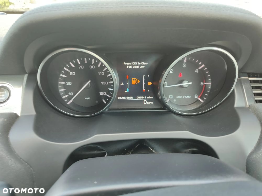 Land Rover Range Rover Evoque - 24