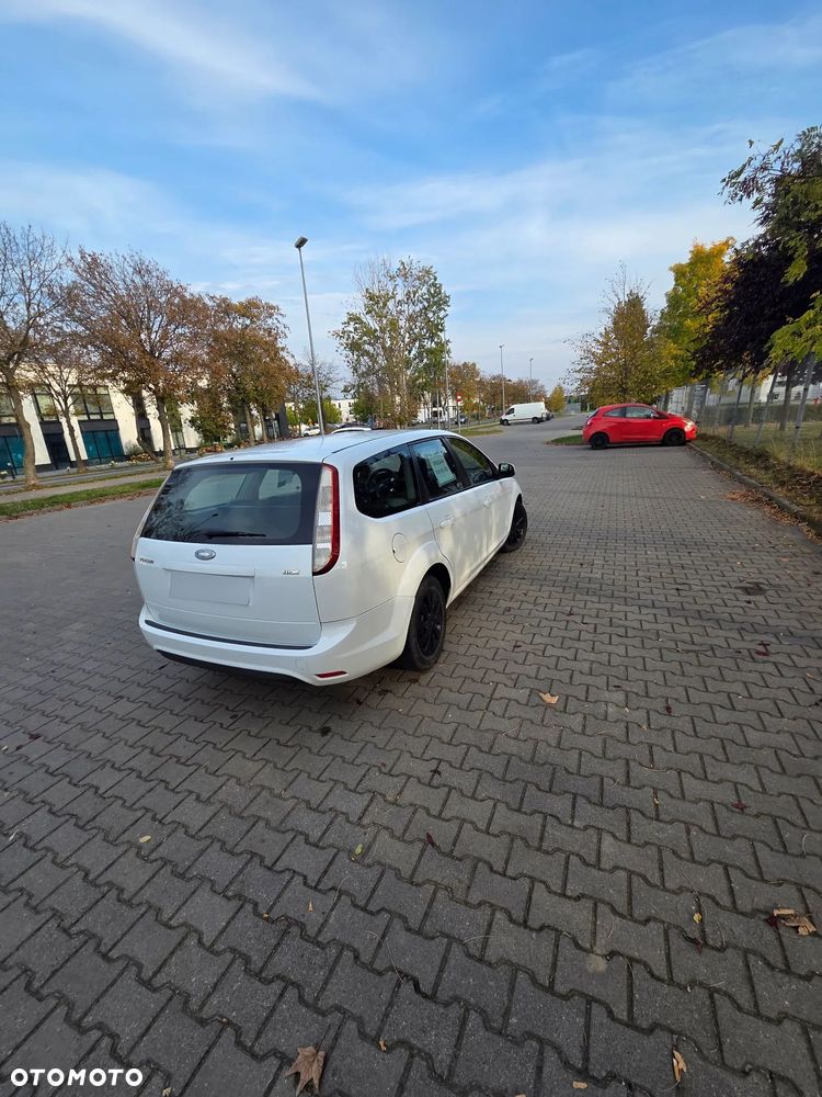 Ford Focus - 4