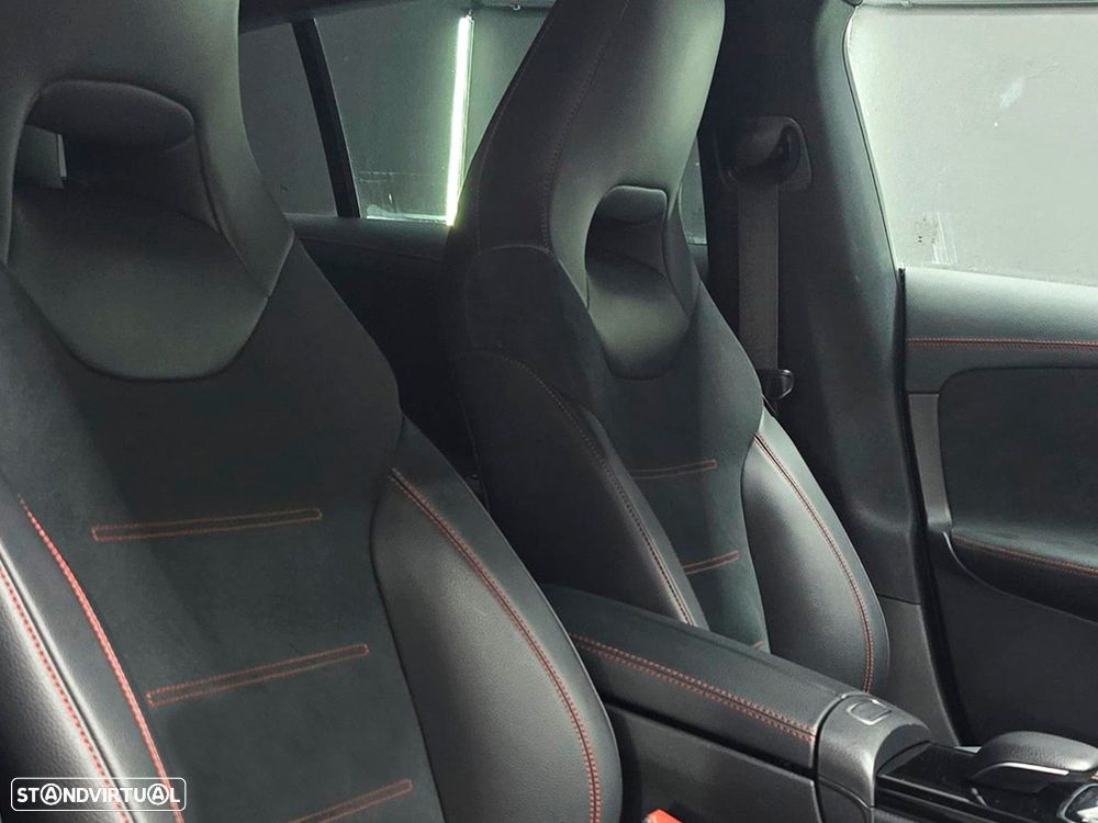 Mercedes-Benz CLA 180 - 8