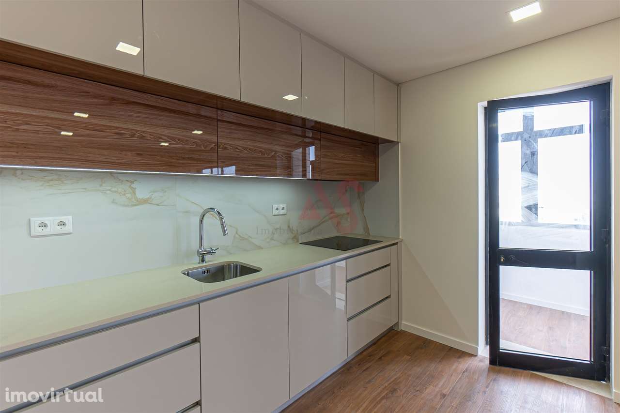 T2 totalmente renovado em Custóias, Matosinhos - Grande imagem: 4/26