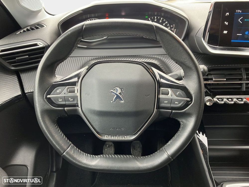 Peugeot 208 - 9