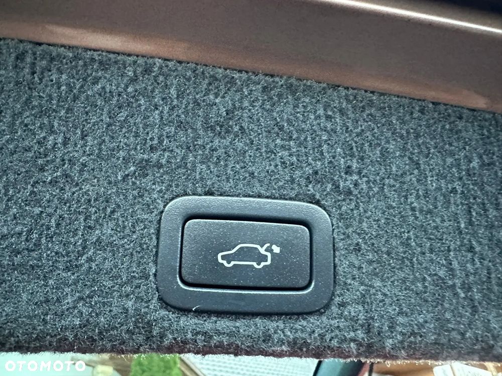 Volvo XC 60 2.4D DRIVe - 8