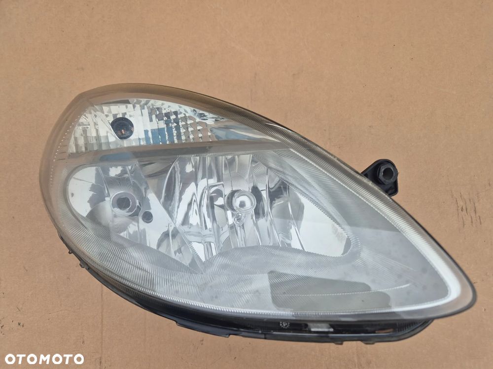 Lancia Ypsilon lampa prawa Musa.2003-2006.OE. - 1