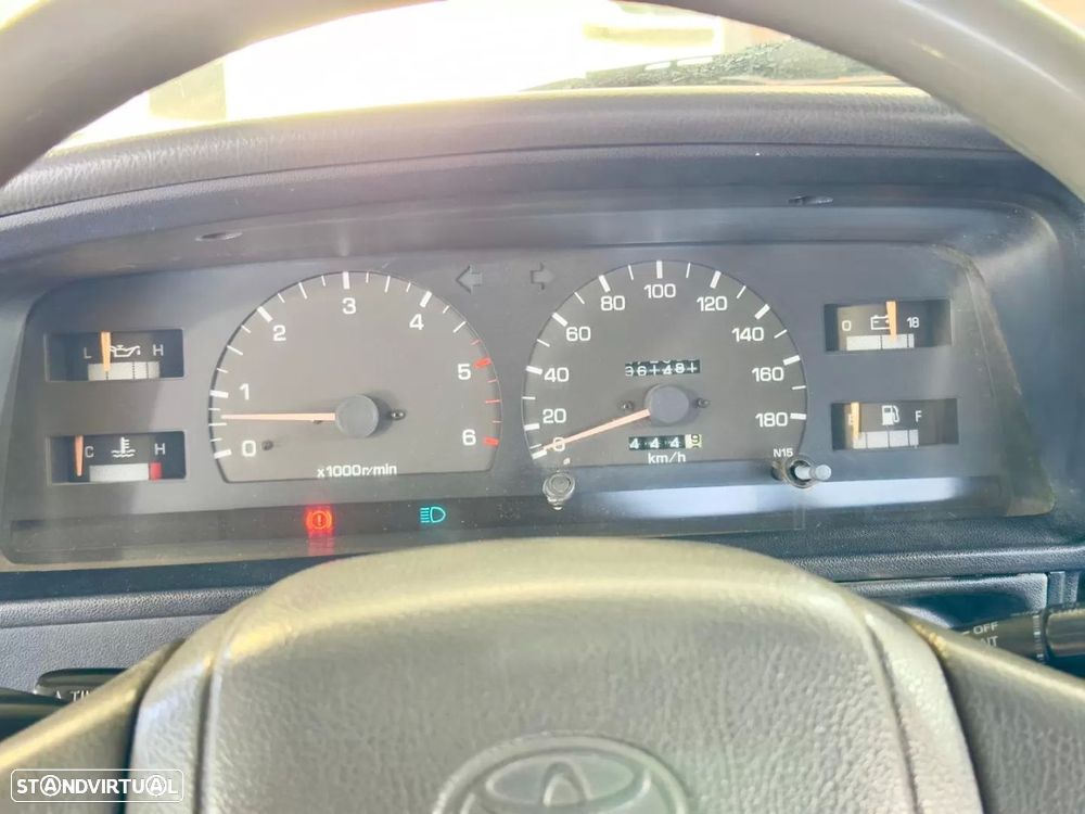 Toyota Hilux 2.4 D LN90L XCab - 20