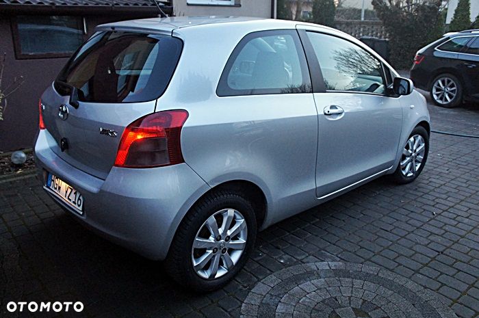 Toyota Yaris 1.3 VVT-i Cool - 13