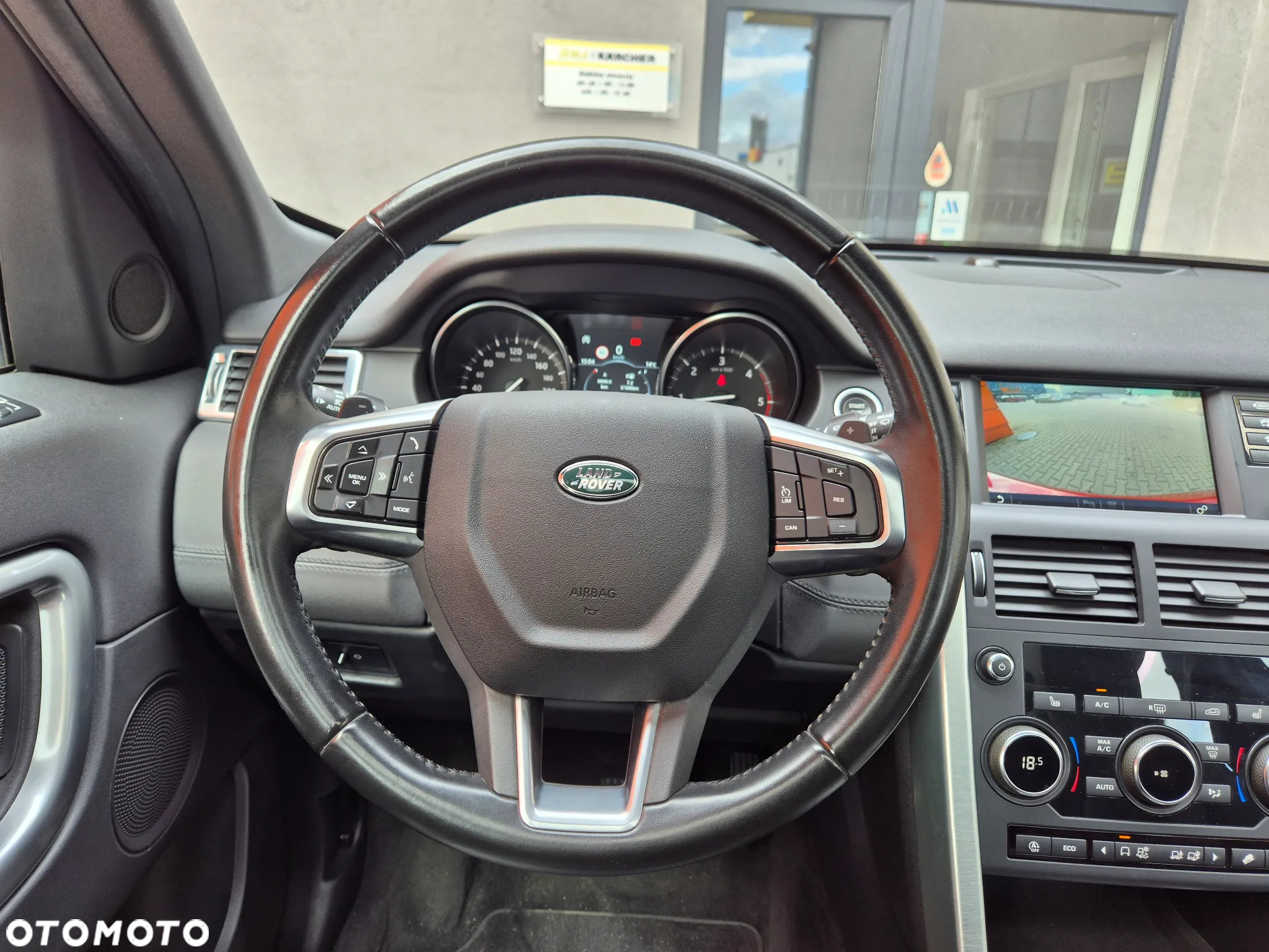 Land Rover Discovery Sport TD4 Dynamic - 24