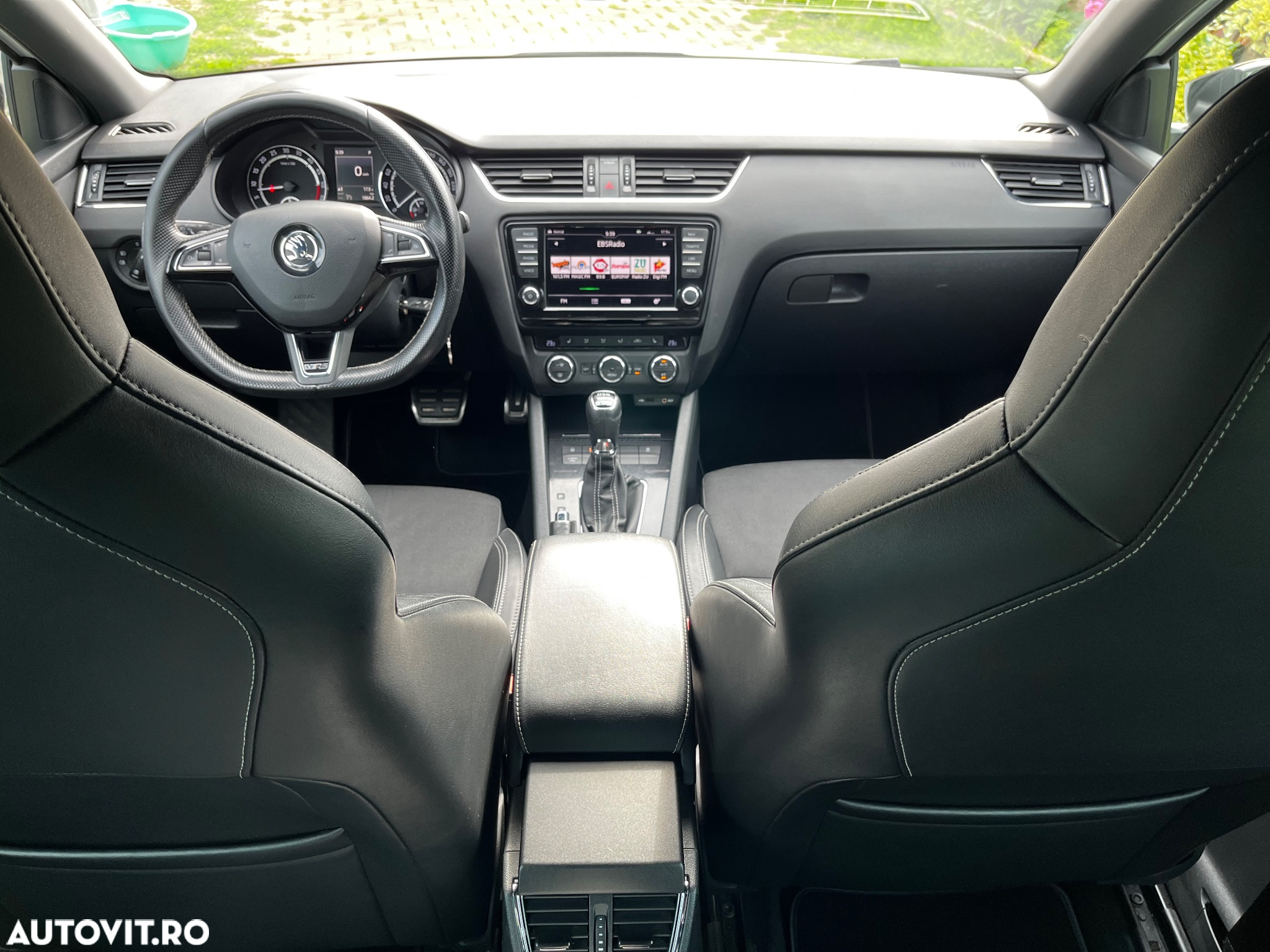 Skoda Octavia 2.0 TDI RS DSG - 10