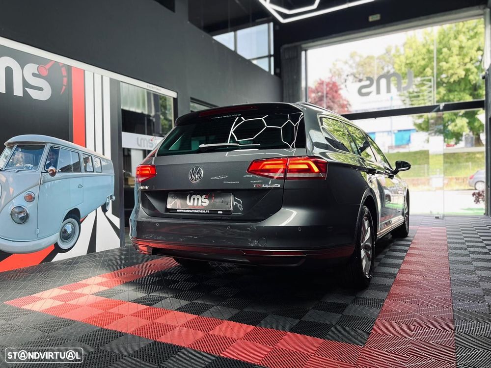 VW Passat 1.6 TDI DSG - 10