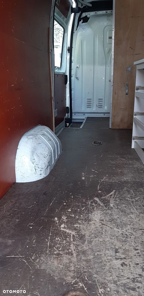 Renault Master III - 9