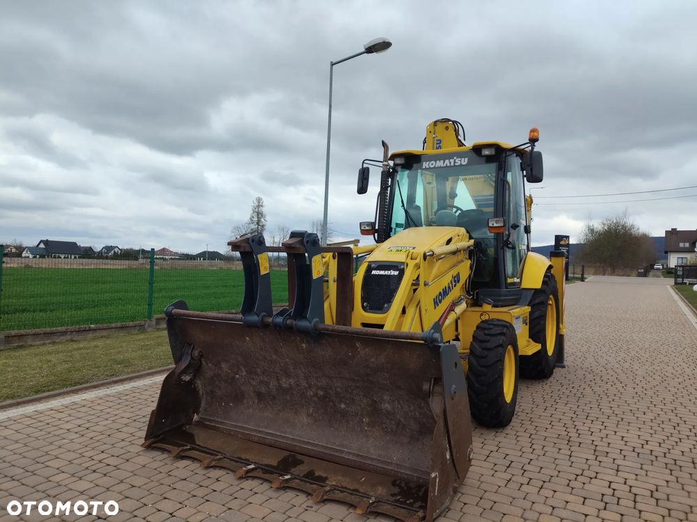 Komatsu WB 93R /  KOPARKO-ŁADOWARKA , BEZ VAT , UMOWA KUPNA -SPRZEDAŻY , STAN SUPER - 15