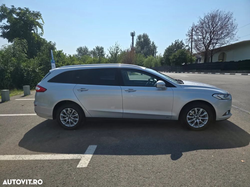 Ford Mondeo 2.0 TDCi Powershift AWD Titanium - 8