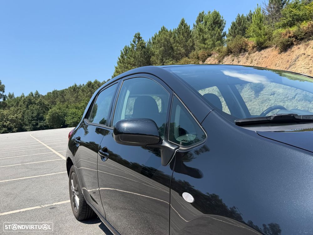 Toyota Auris 1.4 D-4D Luna - 13