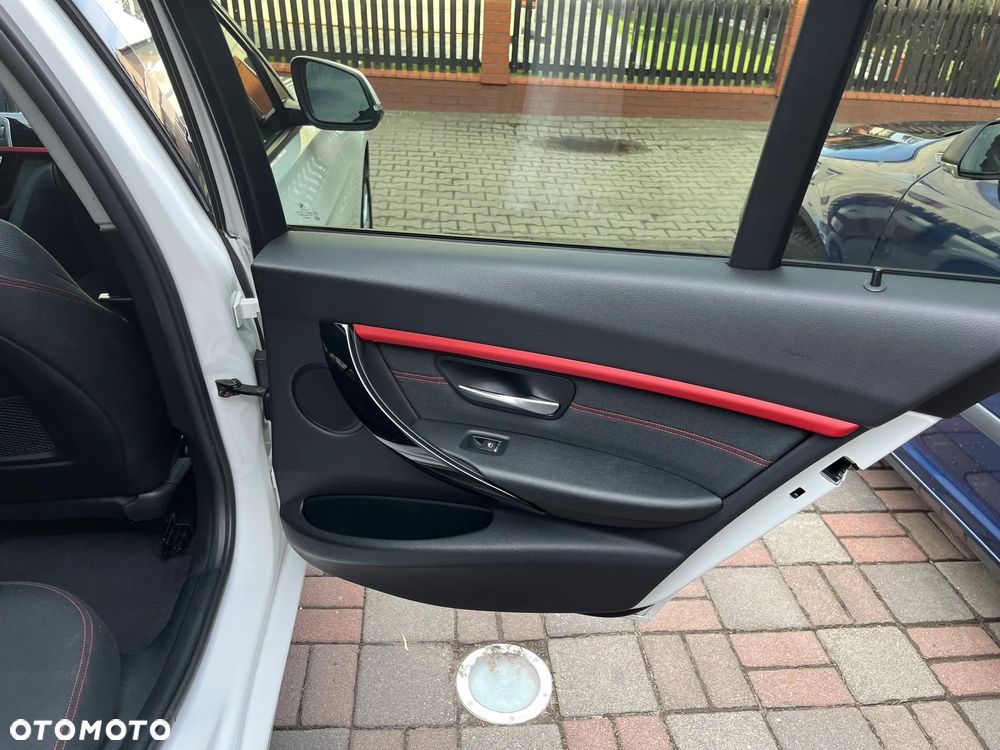 BMW Seria 3 320i GPF Sport Line Shadow sport - 26