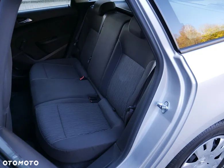 Opel Astra - 24