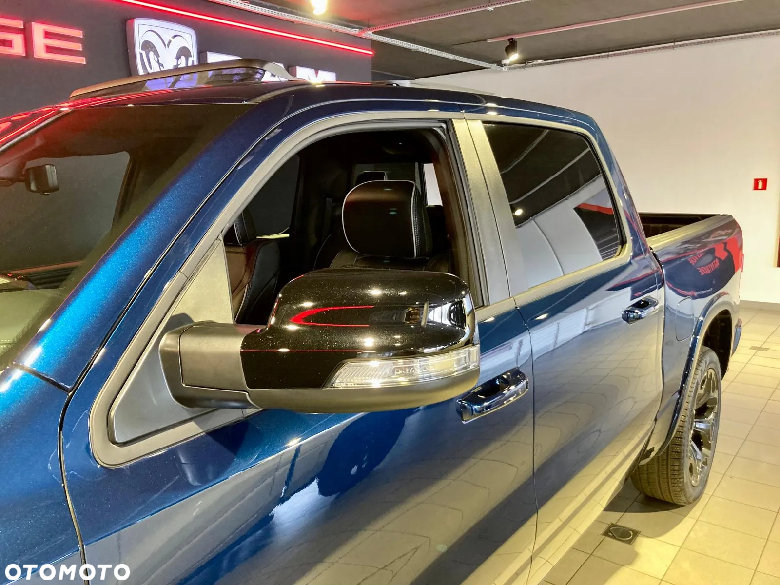 Dodge RAM 1500 5.7 4x4 - 10