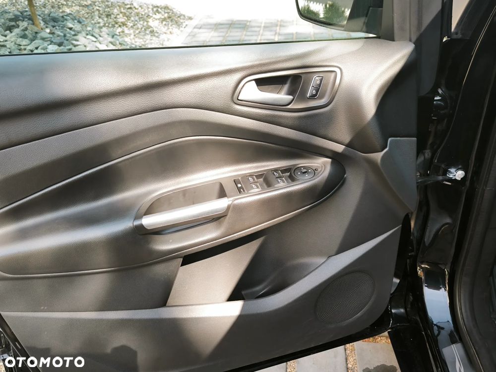 Ford Kuga 2.0 TDCi 4WD Trend - 8