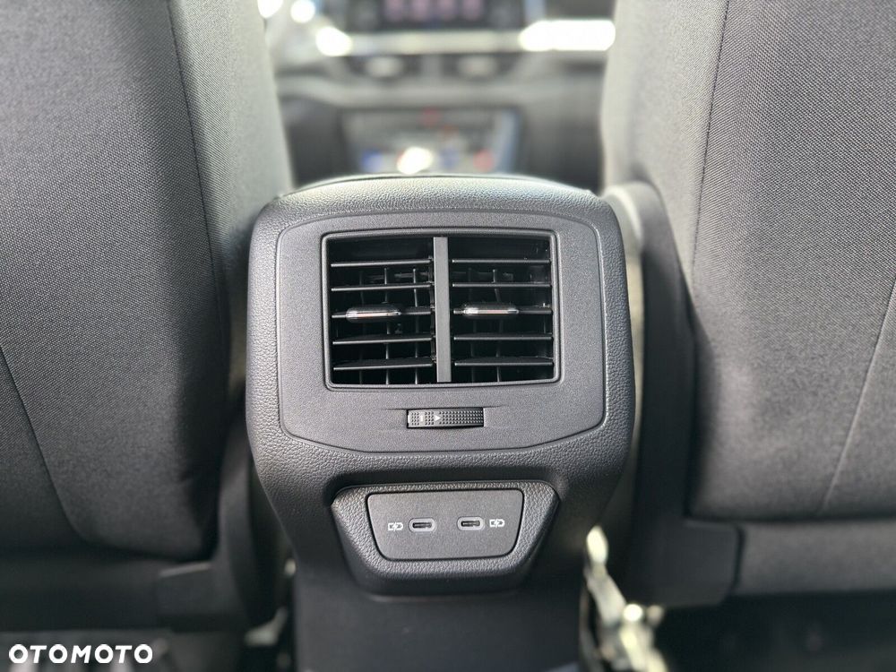 Volkswagen T-Roc 1.5 TSI R-Line Plus DSG - 8