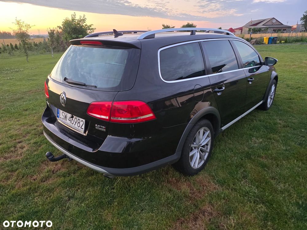 Volkswagen Passat 2.0 TDI 4Mot Highline DSG - 3