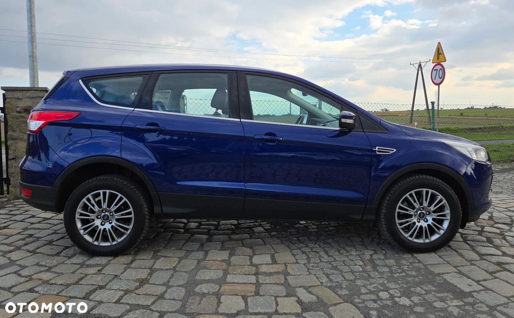 Ford Kuga 2.0 TDCi 2x4 Titanium - 15