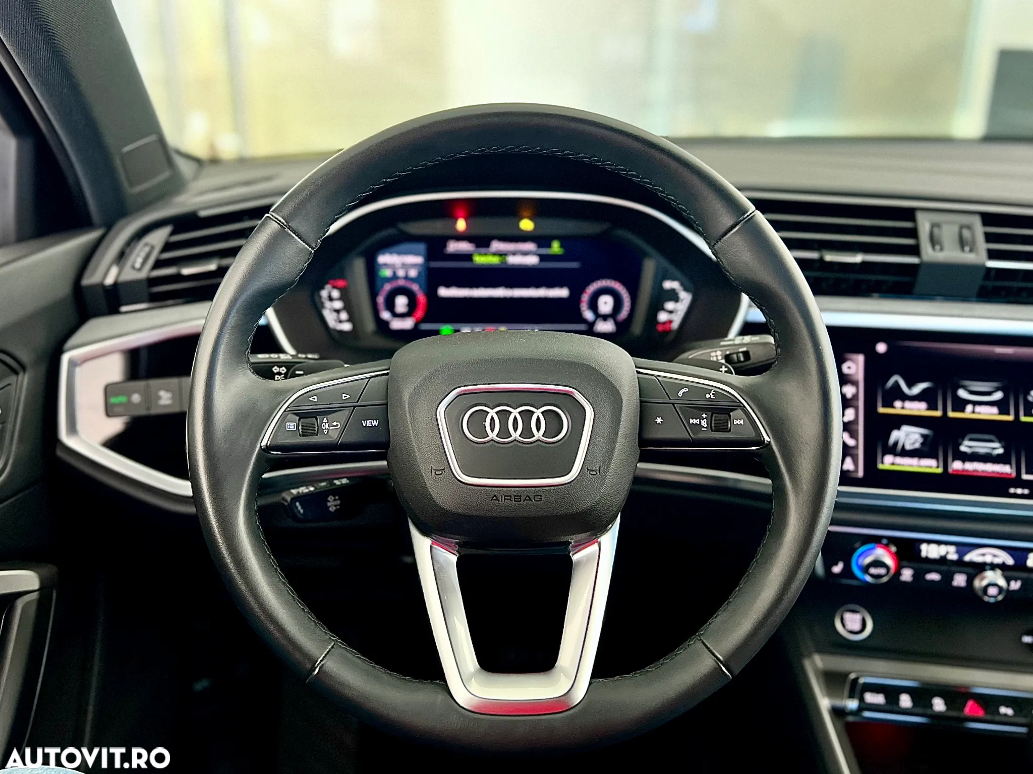 Audi Q3 2.0 35 TDI S tronic Advanced - 13