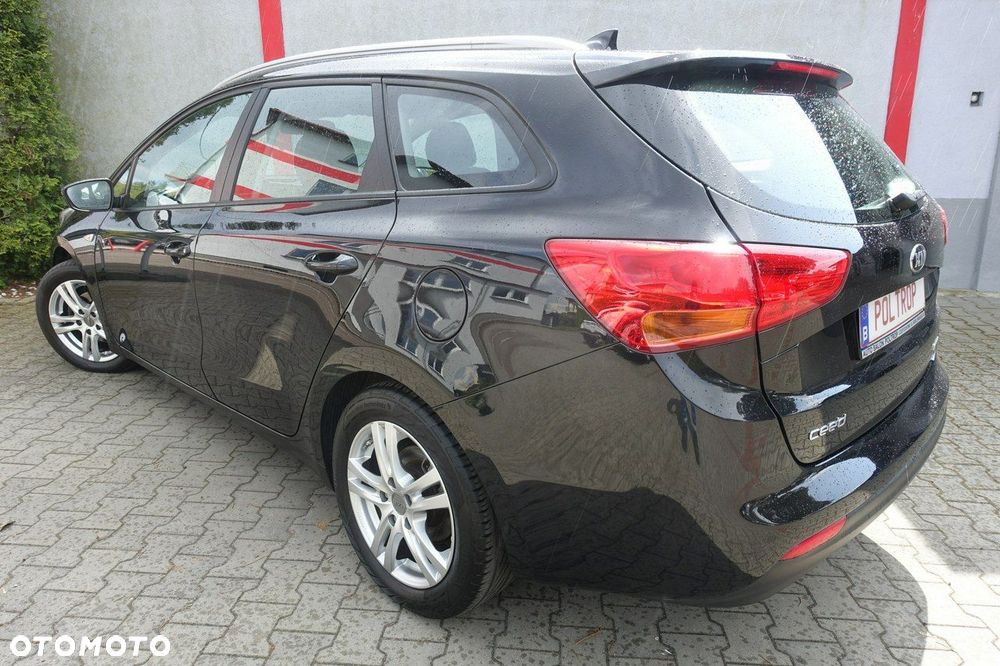 Kia Ceed - 5