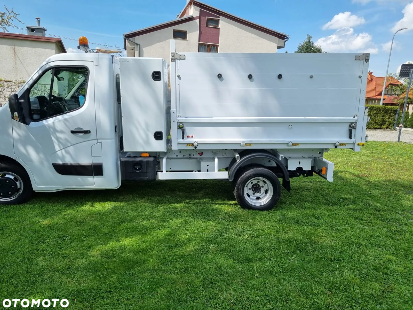 Renault Master Wywrotka - aluminiowa paka - wysokie burty - 18